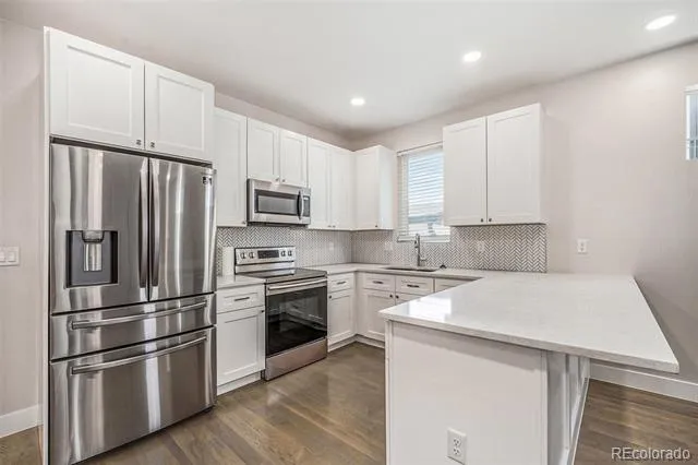 1320 Knox Court Denver, CO 80204