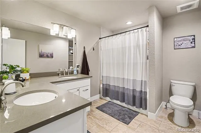8672 W 49th Place Arvada, CO 80002
