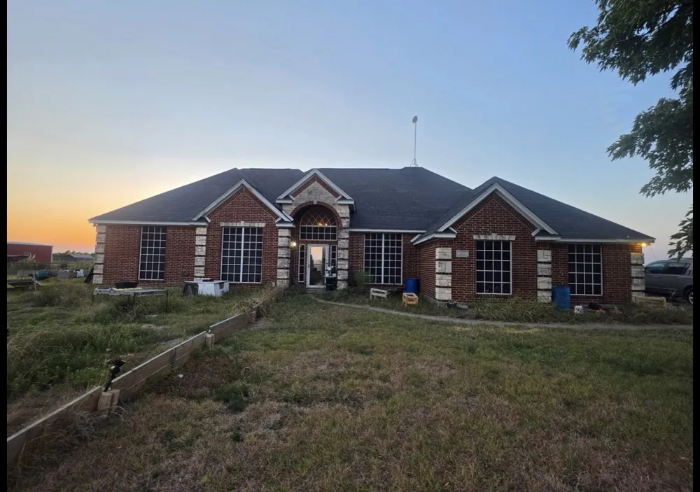 2727 W Ridgeview Circle Kaufman, TX 75142