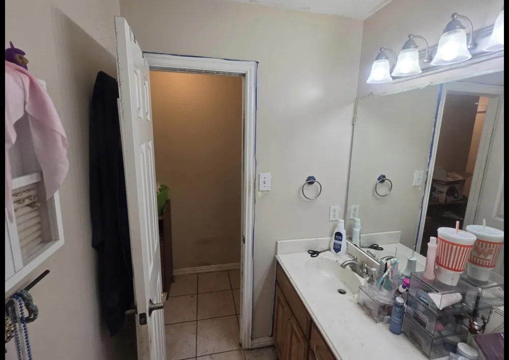 2727 W Ridgeview Circle Kaufman, TX 75142