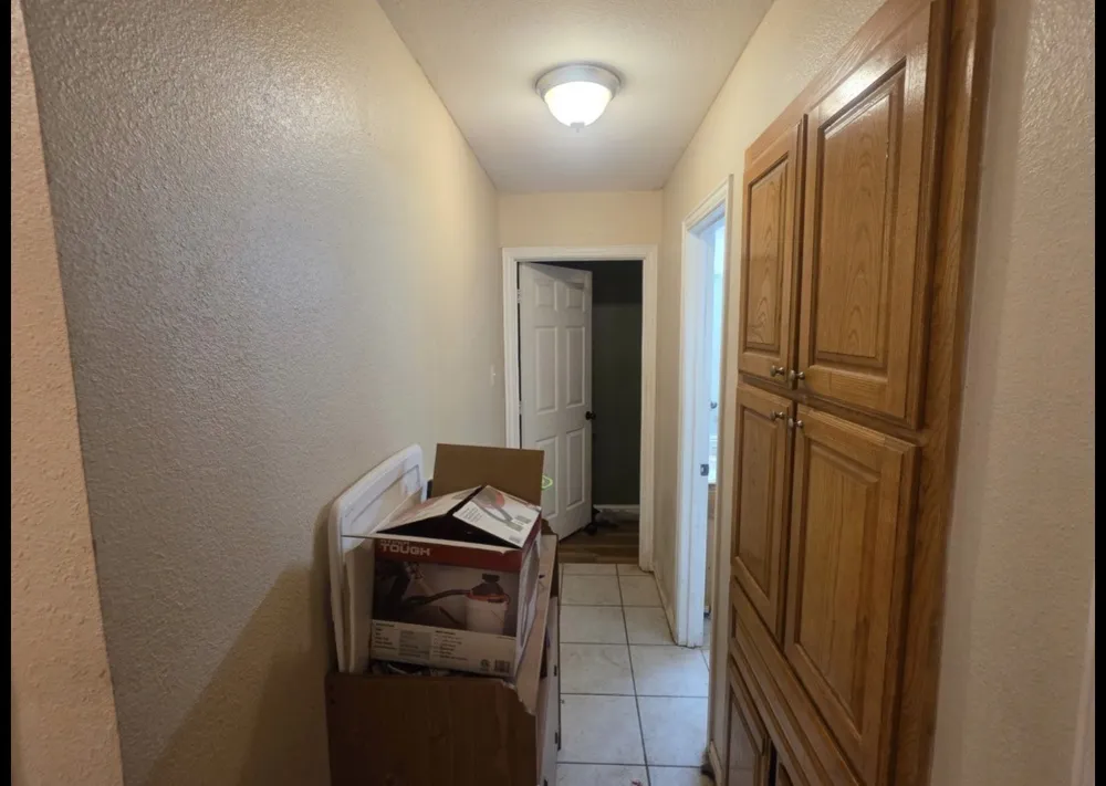 2727 W Ridgeview Circle Kaufman, TX 75142