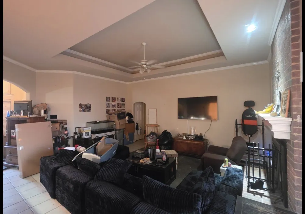 2727 W Ridgeview Circle Kaufman, TX 75142