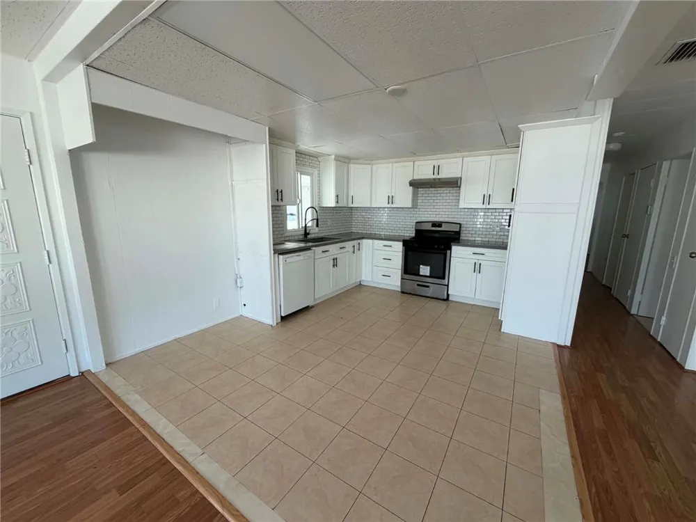 3050 W Ball Rd #155 Anaheim, CA 92804