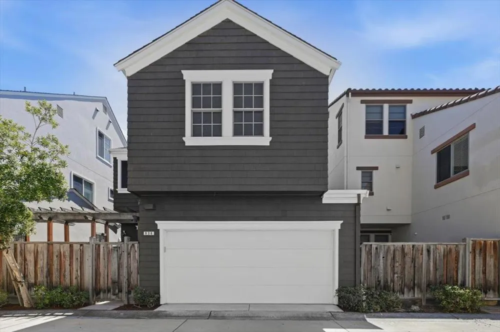 936 Valencia Avenue Mountain View, CA 94040