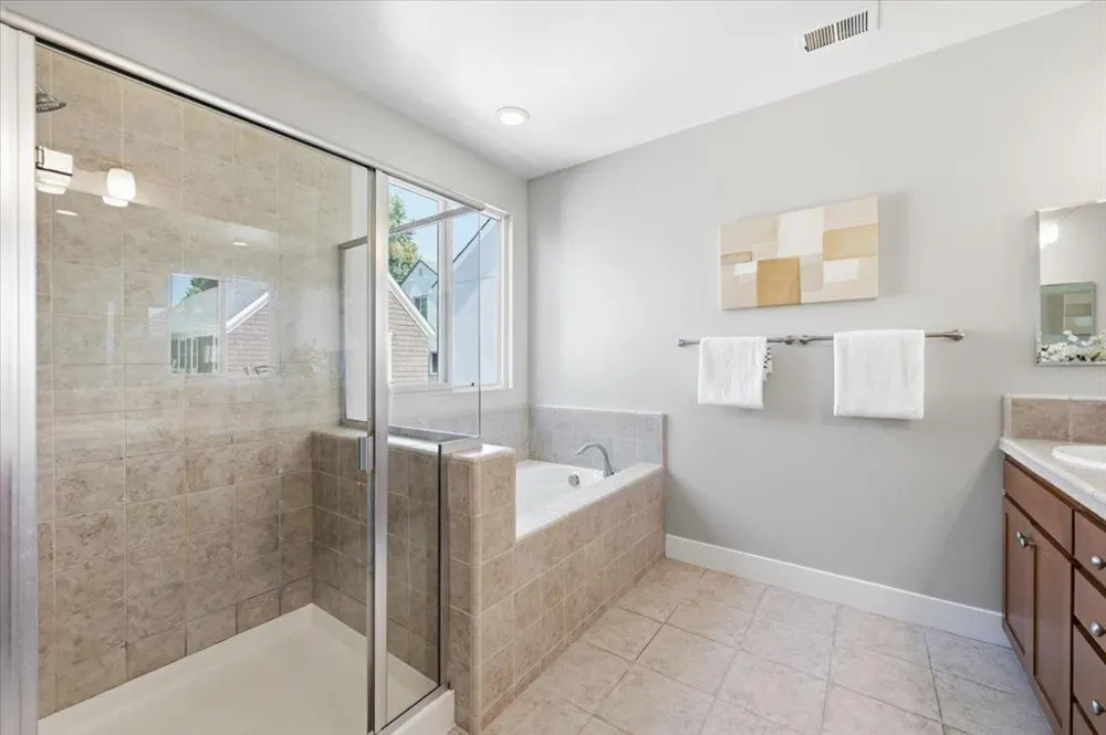 936 Valencia Avenue Mountain View, CA 94040