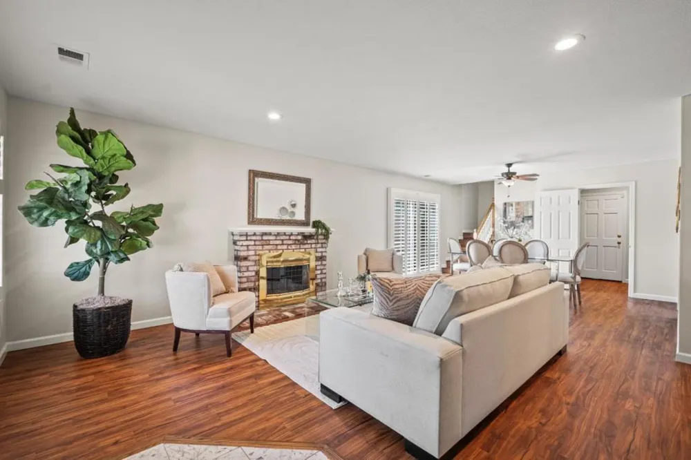 2275 Pulgas Avenue East Palo Alto, CA 94303