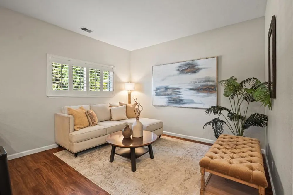 2275 Pulgas Avenue East Palo Alto, CA 94303