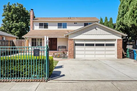 2275 Pulgas Avenue