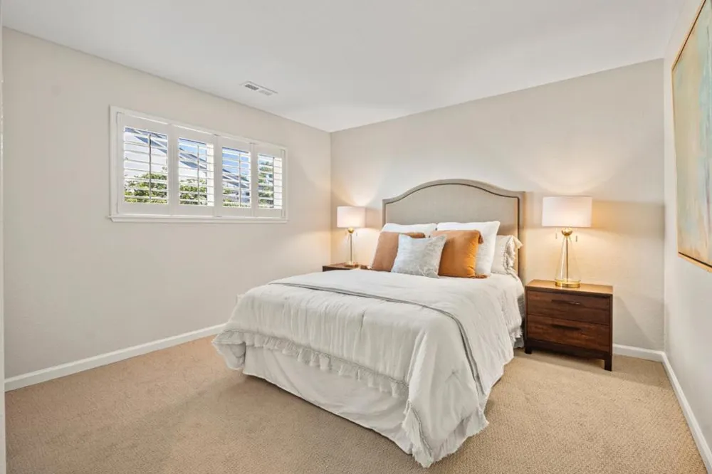 2275 Pulgas Avenue East Palo Alto, CA 94303