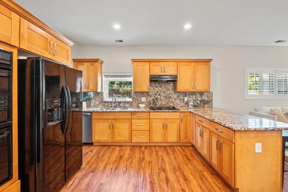 2275 Pulgas Avenue East Palo Alto, CA 94303