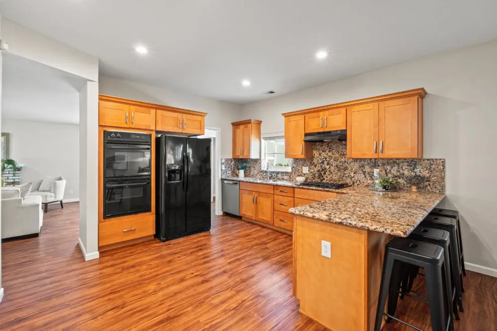 2275 Pulgas Avenue East Palo Alto, CA 94303