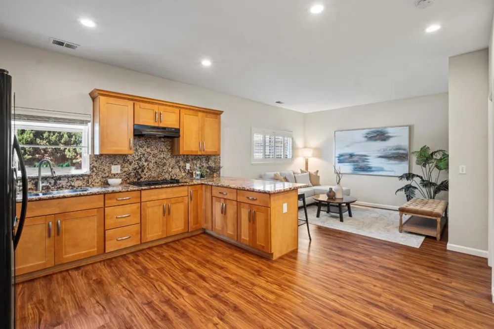 2275 Pulgas Avenue East Palo Alto, CA 94303