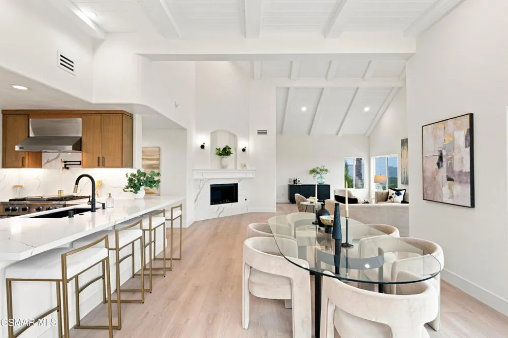 6022 Cielo Vista Court Camarillo, CA 93012