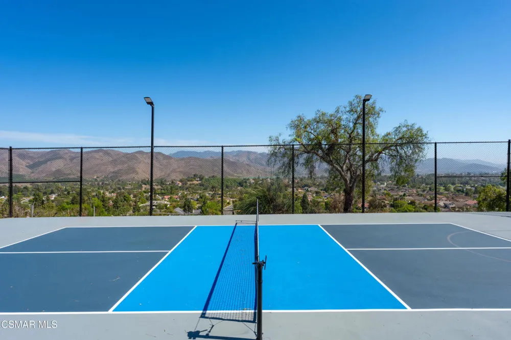 6022 Cielo Vista Court Camarillo, CA 93012