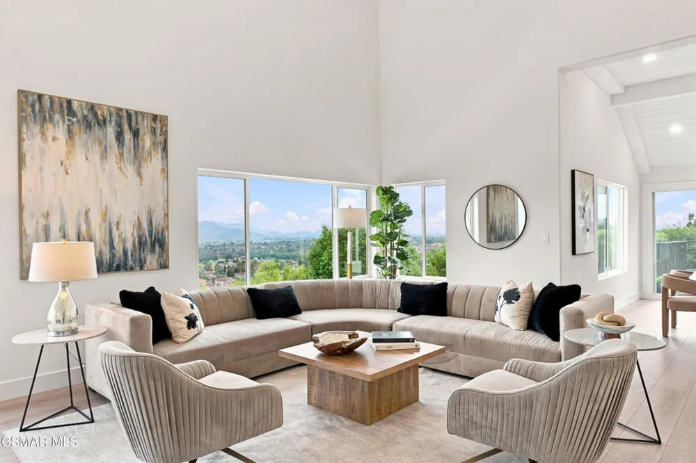 6022 Cielo Vista Court Camarillo, CA 93012