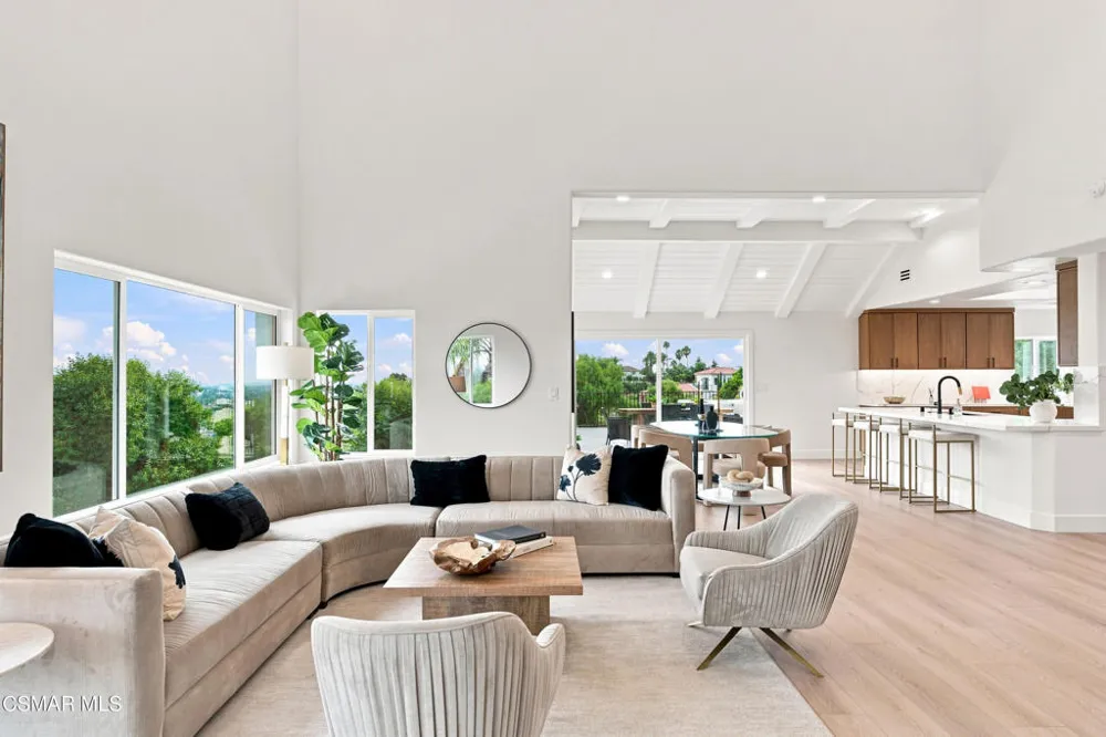 6022 Cielo Vista Court Camarillo, CA 93012