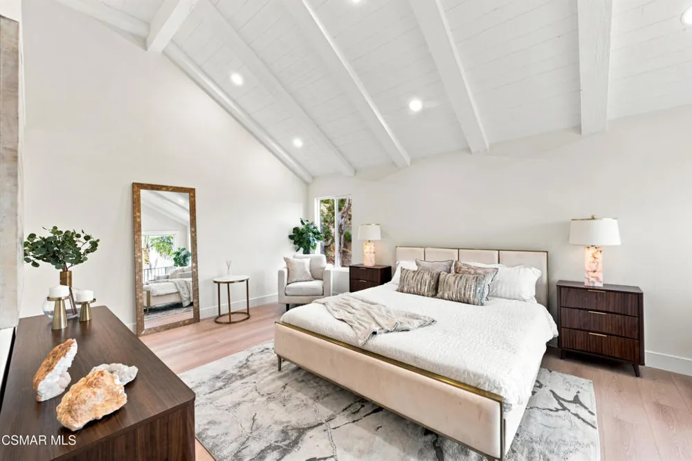 6022 Cielo Vista Court Camarillo, CA 93012