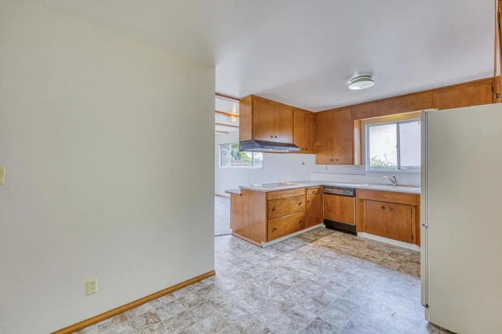 1626 Cambrian Drive Salinas, CA 93906