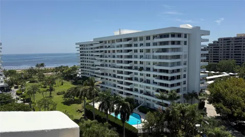 155 S Ocean Lane Dr #1013