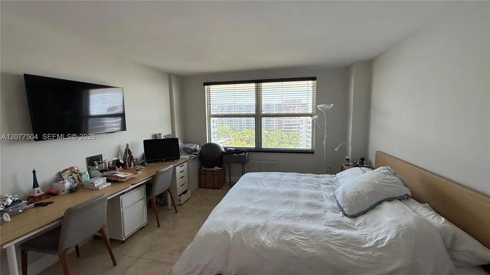 155 S Ocean Lane Dr #1013 Key Biscayne, FL 33149