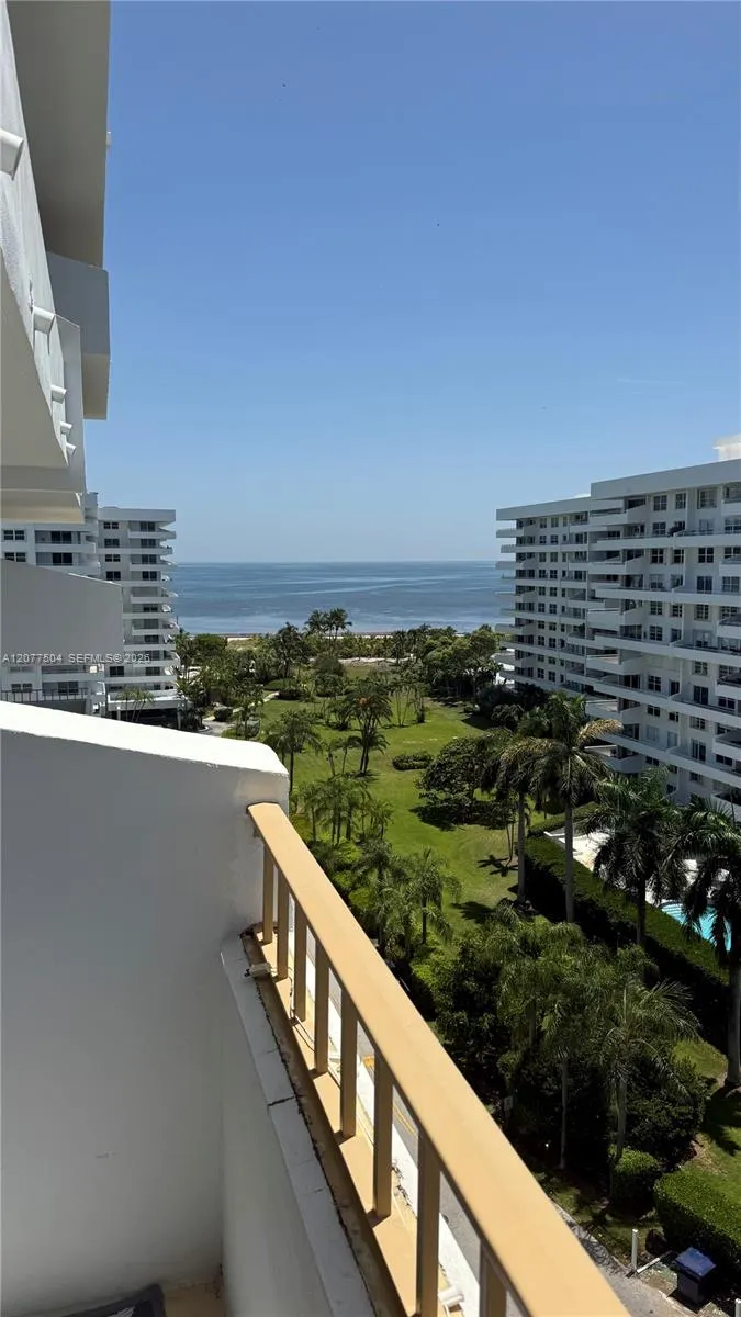 155 S Ocean Lane Dr #1013 Key Biscayne, FL 33149