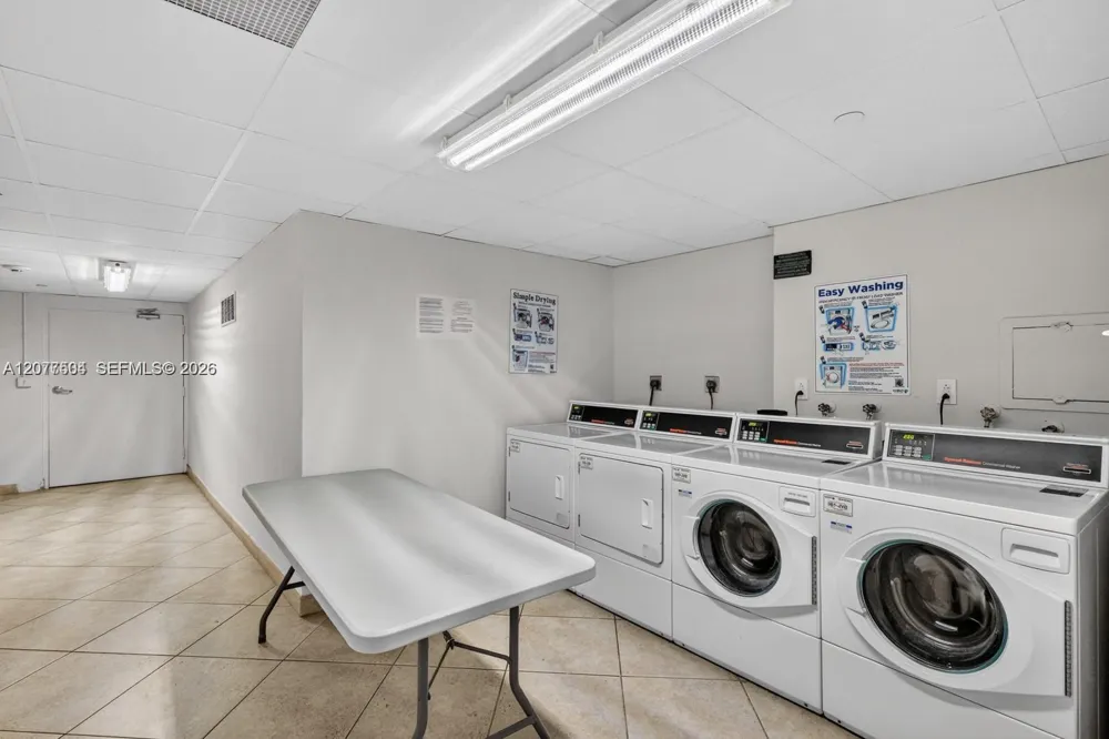 155 S Ocean Lane Dr #1013 Key Biscayne, FL 33149