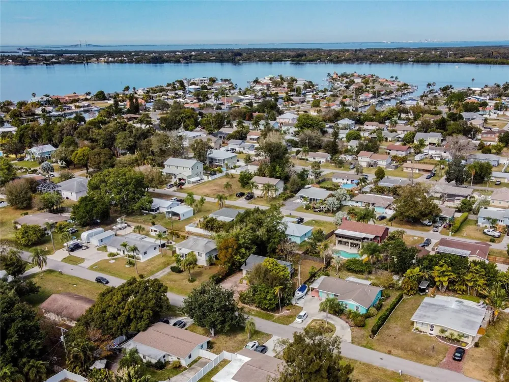 532 45TH STREET COURT W Palmetto, FL 34221