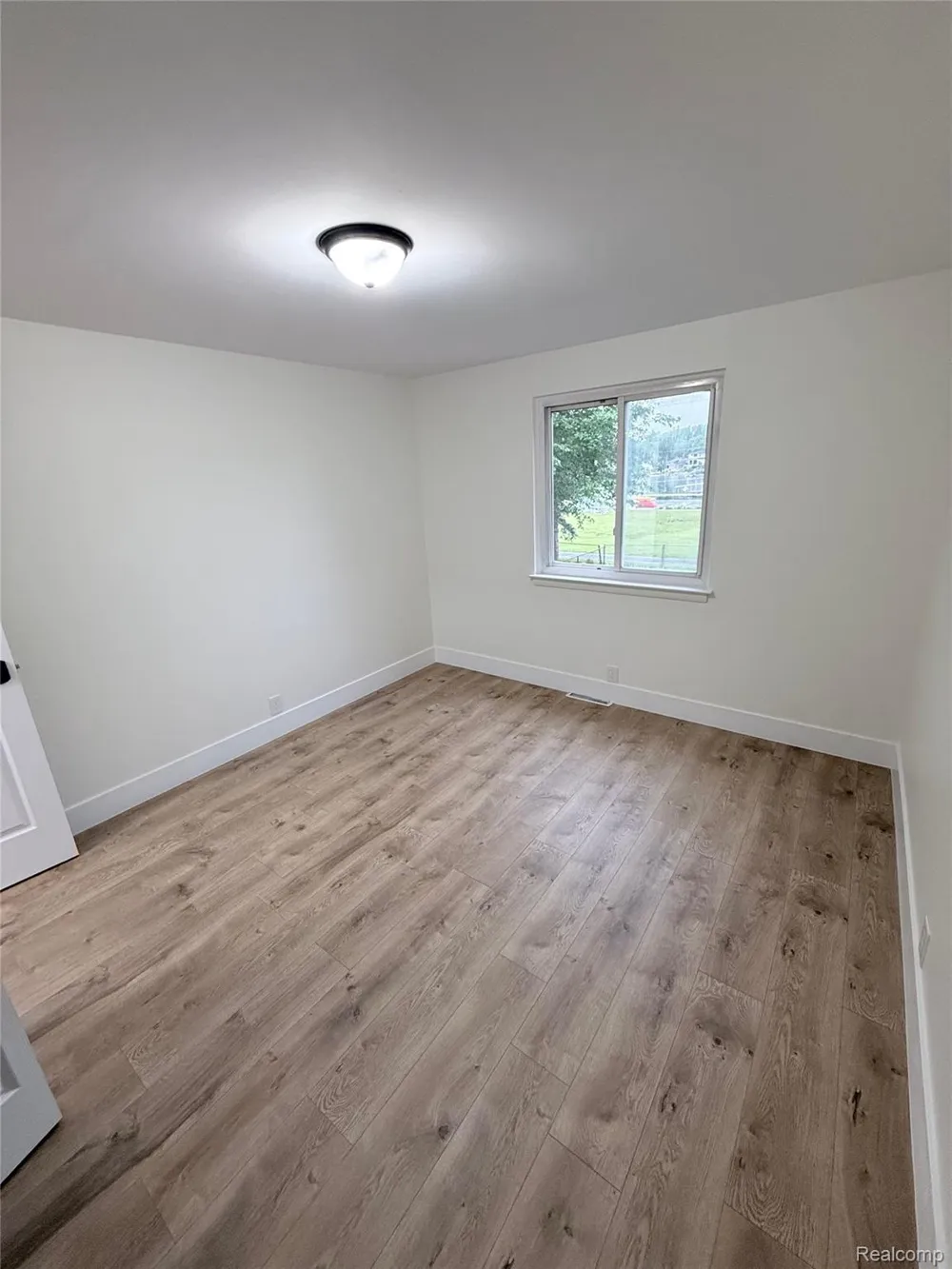 8965 Van Gordon Street White Lake Charter Township, MI 48386