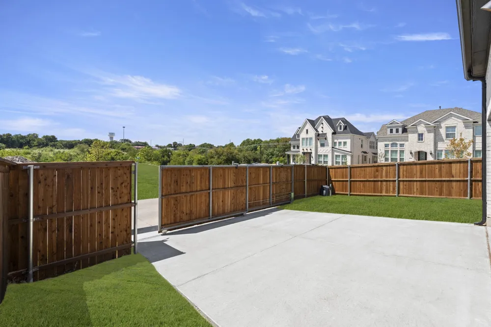 8100 Caprock Trail Rowlett, TX 75089