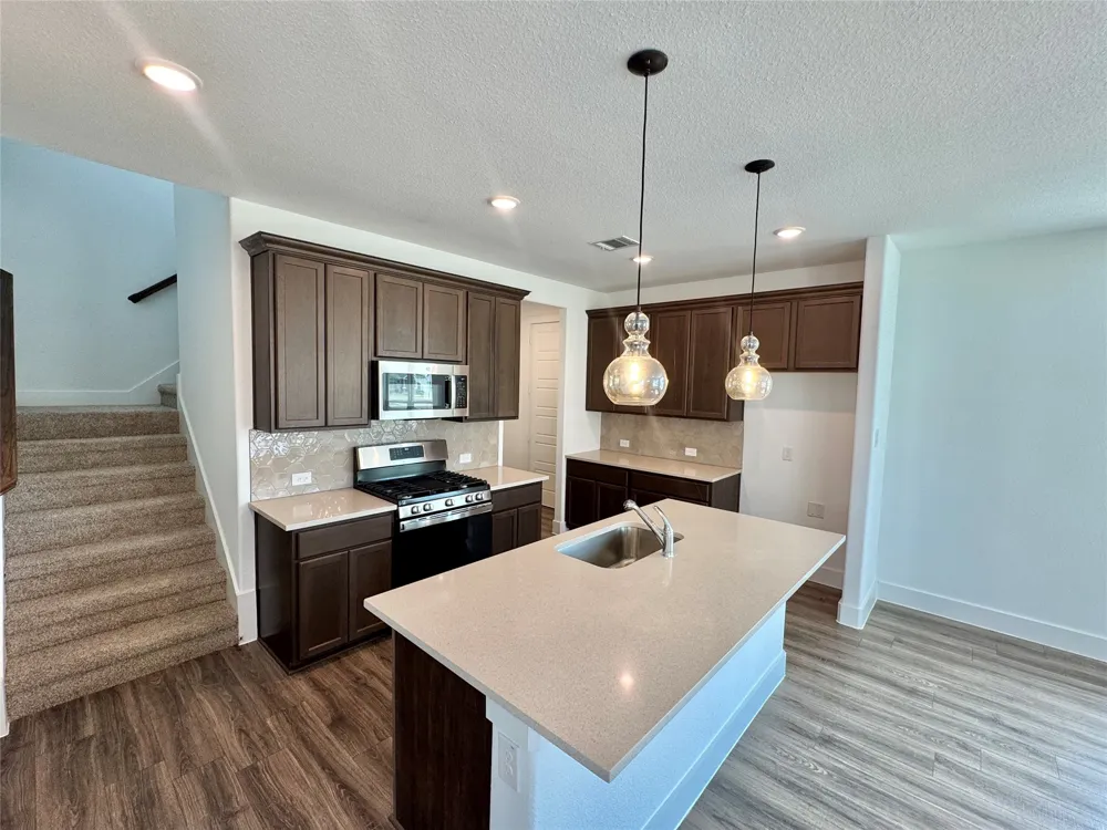 1356 Orange Blossom Court Gainesville, TX 76240