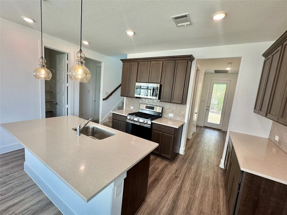1356 Orange Blossom Court Gainesville, TX 76240