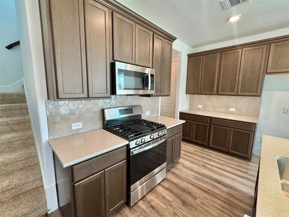 1356 Orange Blossom Court Gainesville, TX 76240