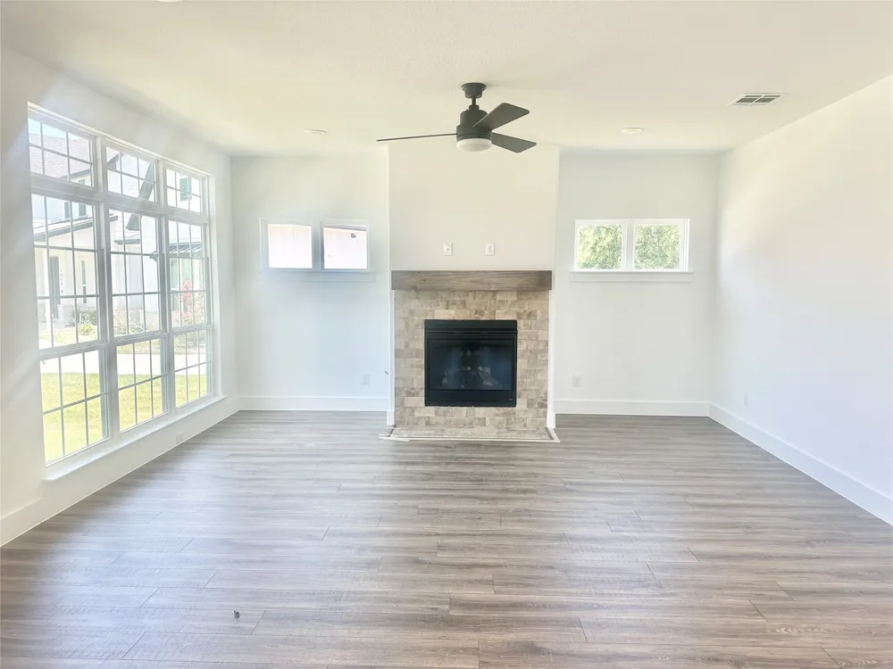 1356 Orange Blossom Court Gainesville, TX 76240
