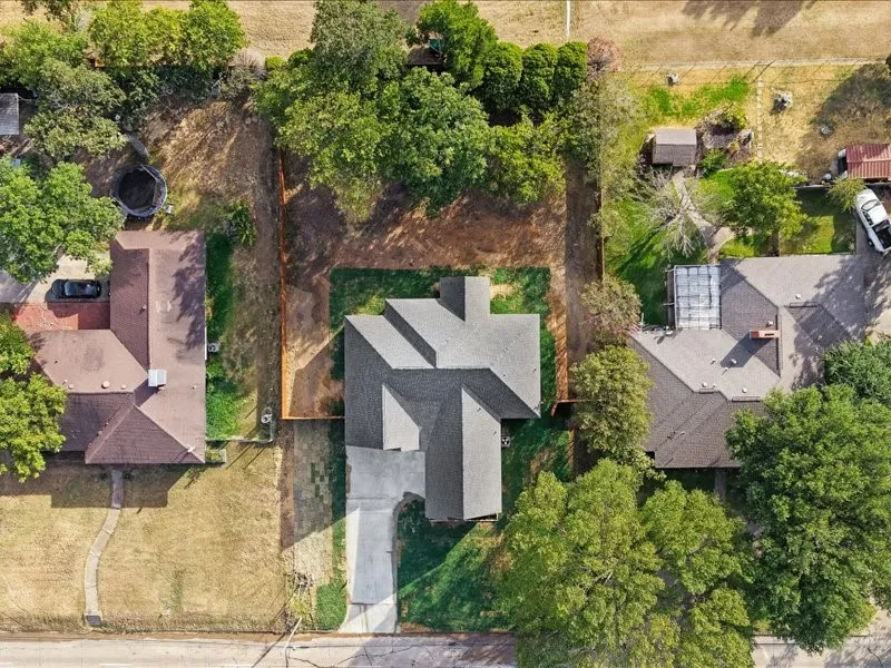 855 Kaufman Street Seagoville, TX 75159