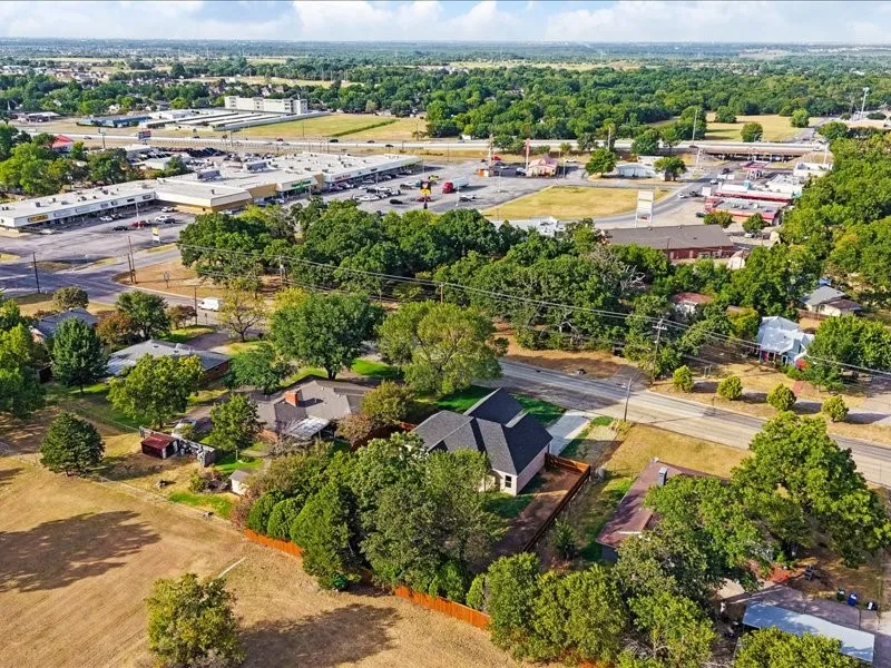 855 Kaufman Street Seagoville, TX 75159