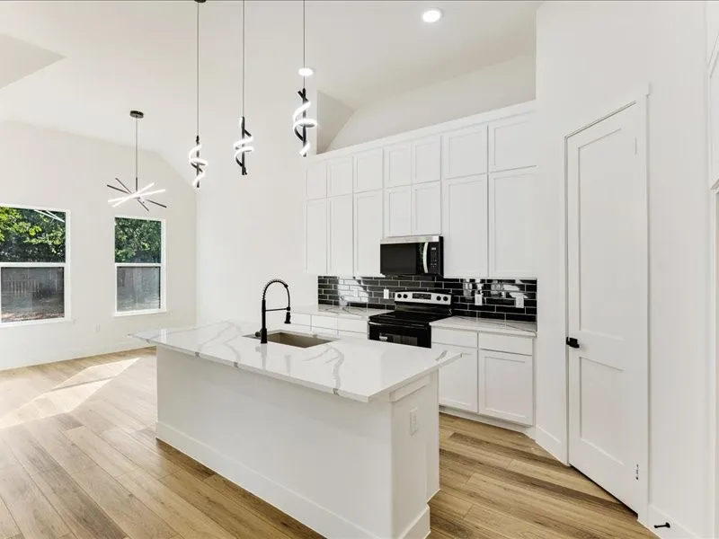 855 Kaufman Street Seagoville, TX 75159