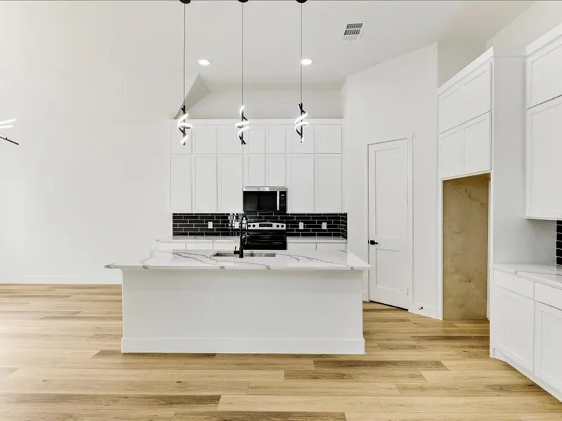 855 Kaufman Street Seagoville, TX 75159