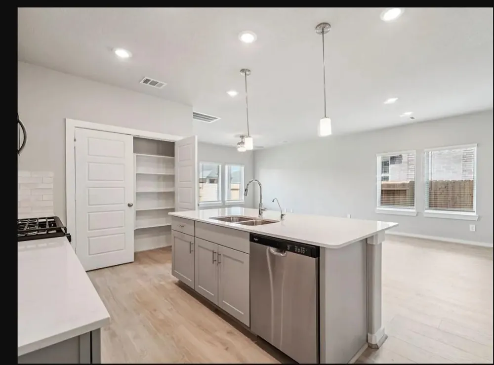 12035 Marlin Strait Drive Baytown, TX 77523