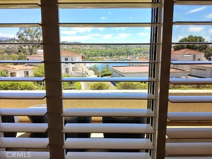27842 Esporlas Mission Viejo, CA 92692