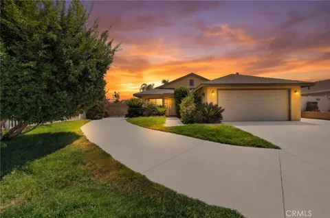 42869 Woodside Court