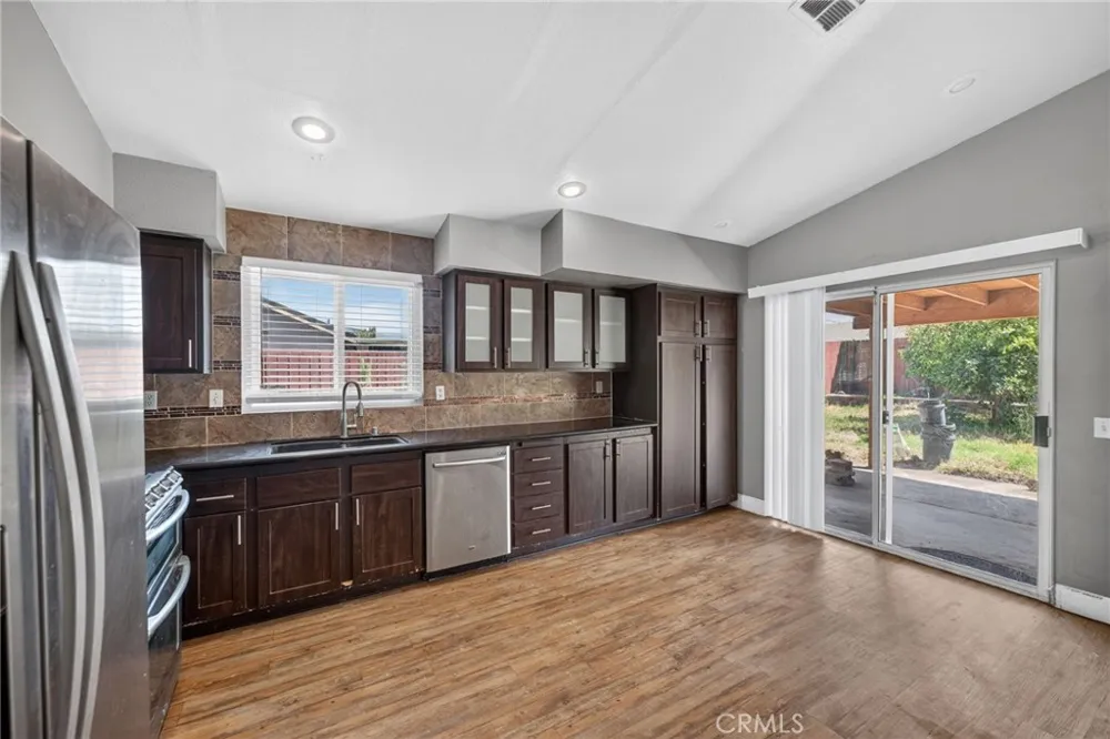 42869 Woodside Court Hemet, CA 92544