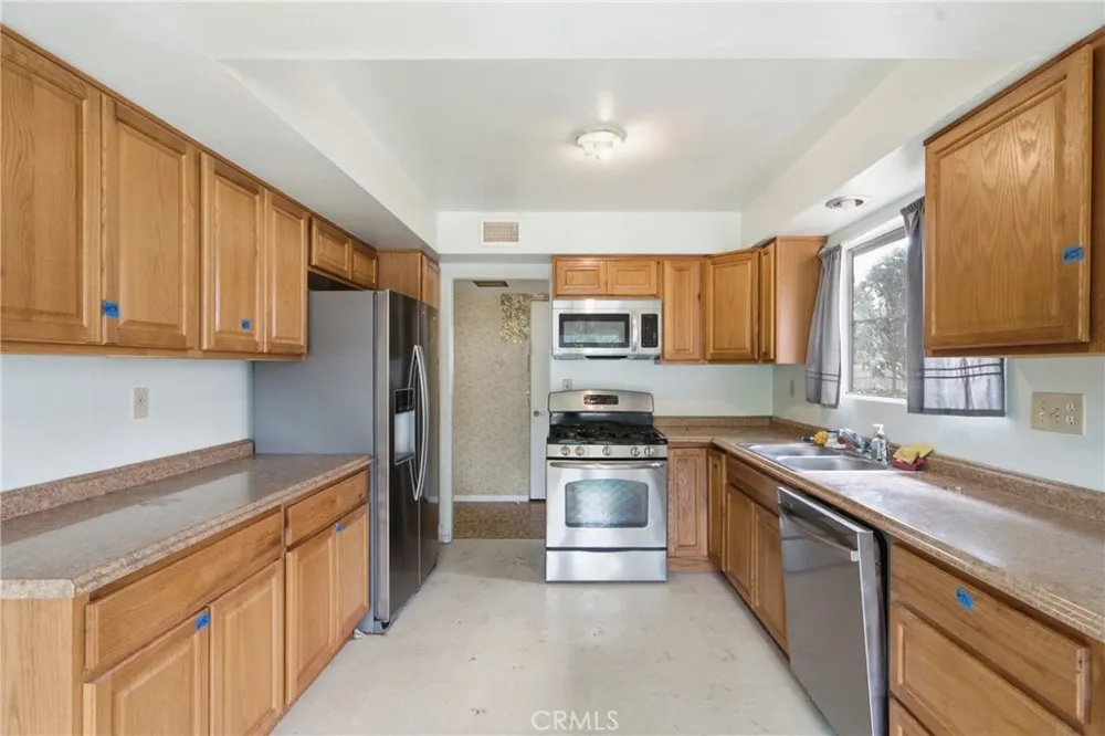 228 S 1st Place Lompoc, CA 93436