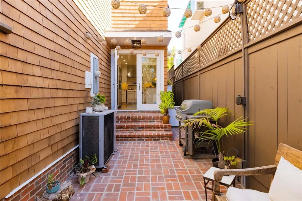 339 31st Hermosa Beach, CA 90254