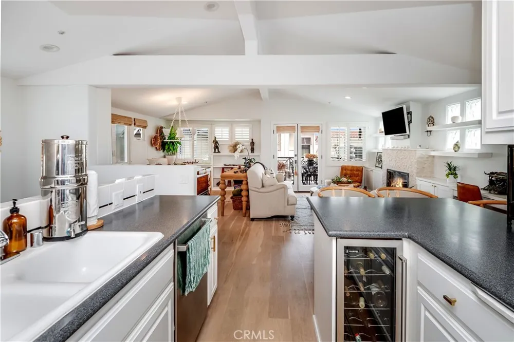 433 Marine #B Manhattan Beach, CA 90266