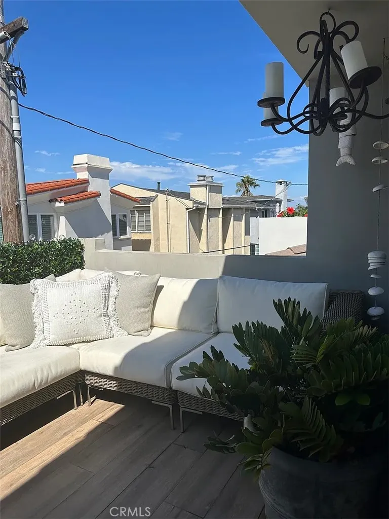 433 Marine #B Manhattan Beach, CA 90266