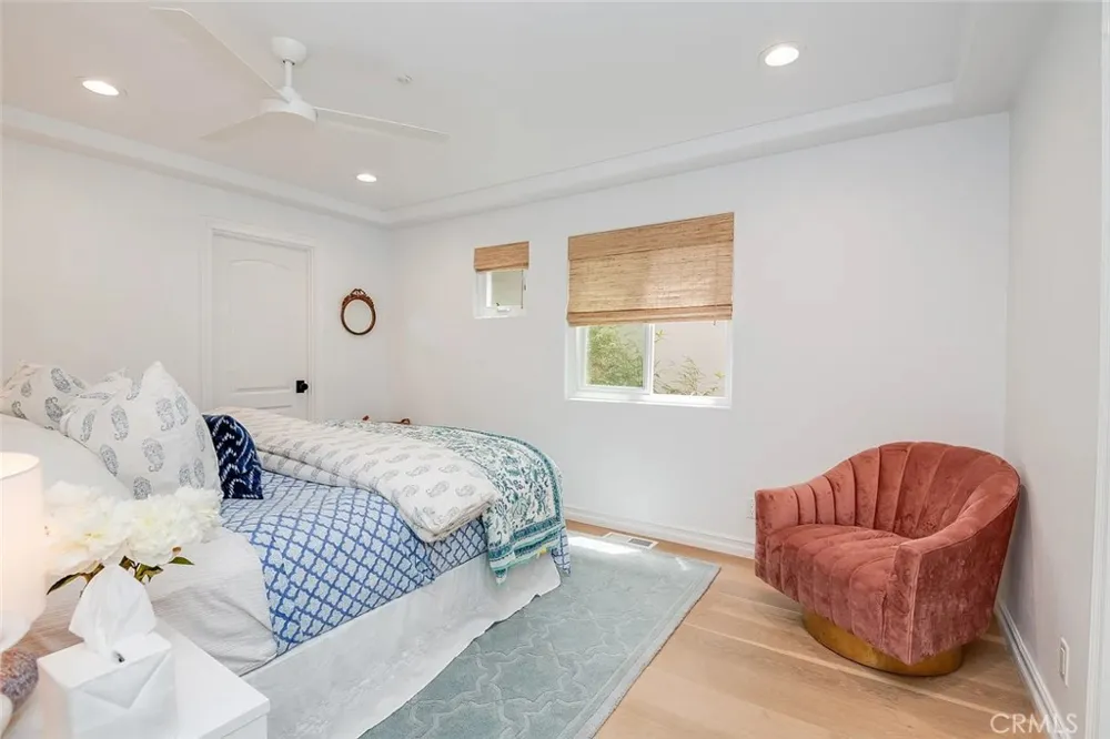 433 Marine #B Manhattan Beach, CA 90266