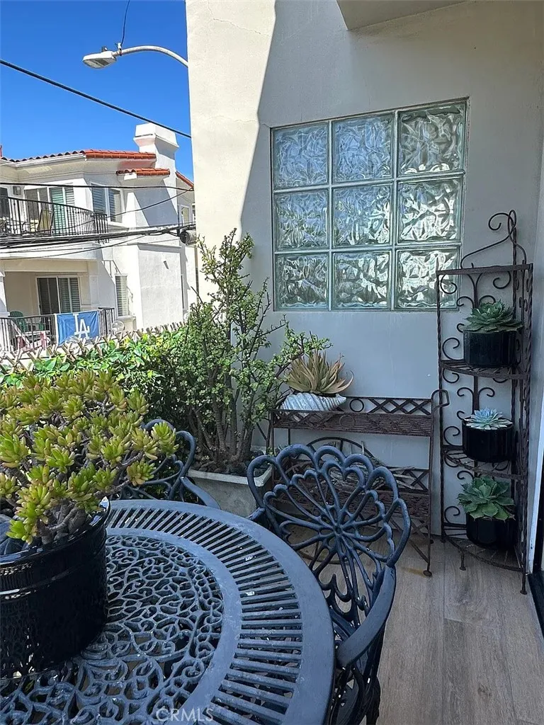 433 Marine #B Manhattan Beach, CA 90266