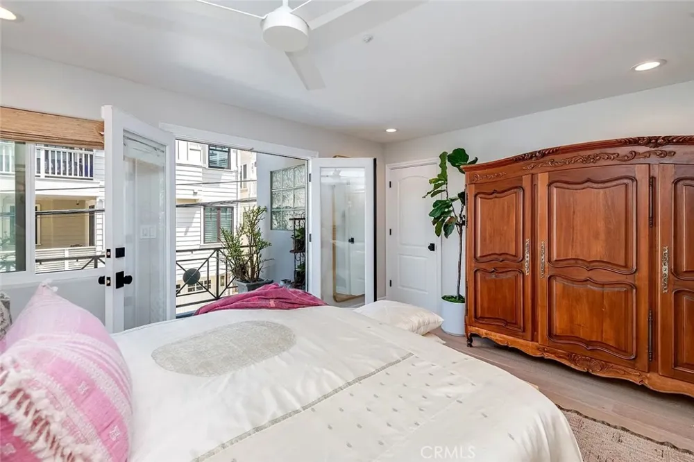 433 Marine #B Manhattan Beach, CA 90266