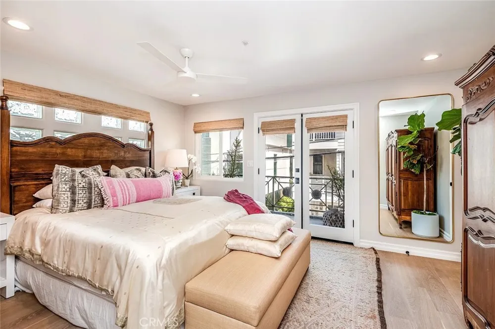 433 Marine #B Manhattan Beach, CA 90266