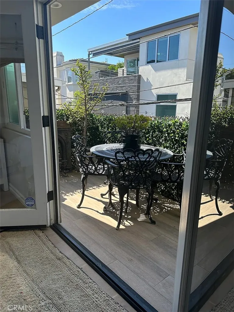 433 Marine #B Manhattan Beach, CA 90266